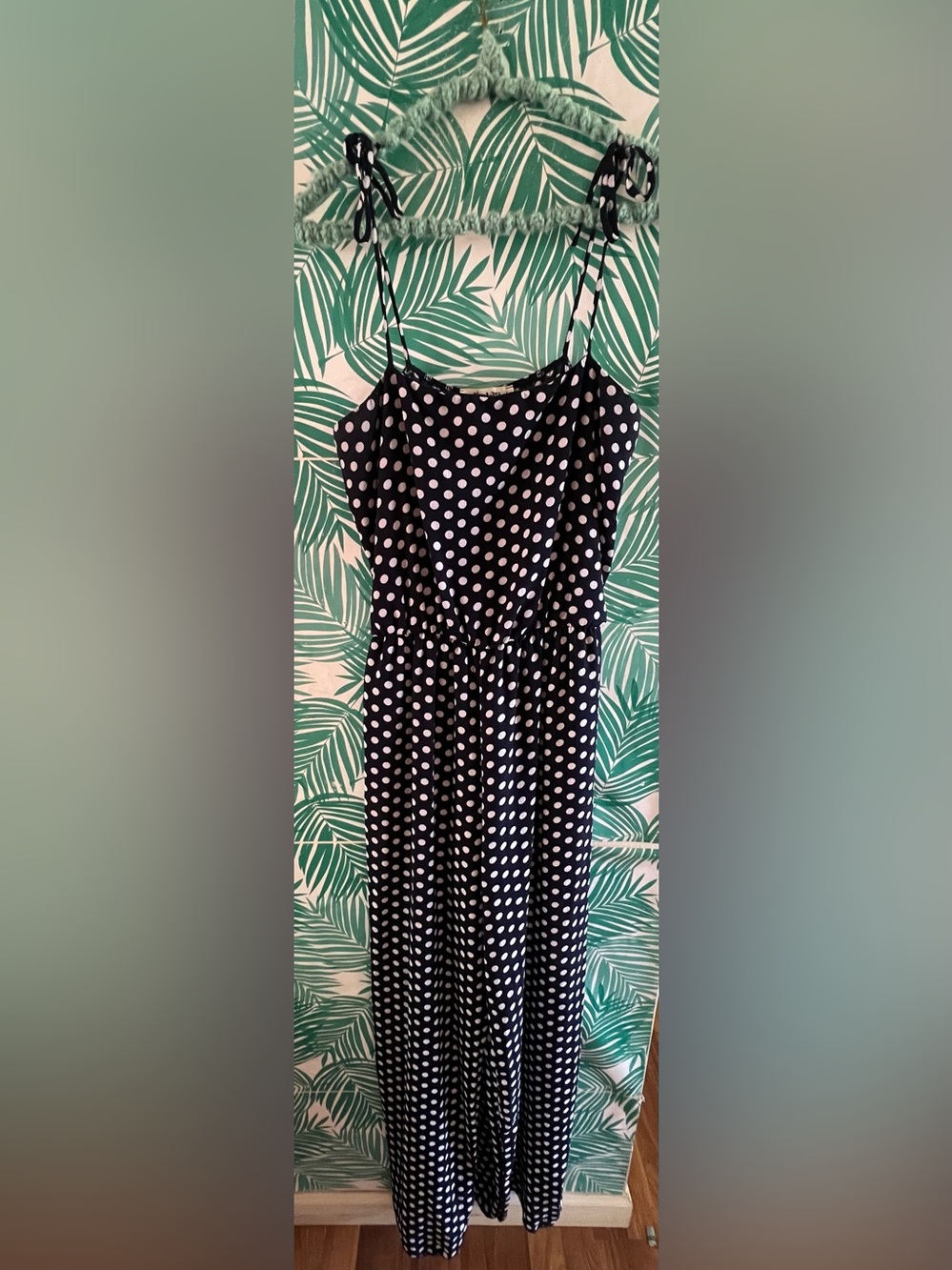 Mikey & Joey’s Black Polka Dot Spaghetti Strap tie Jumpsuit Sz L Guc